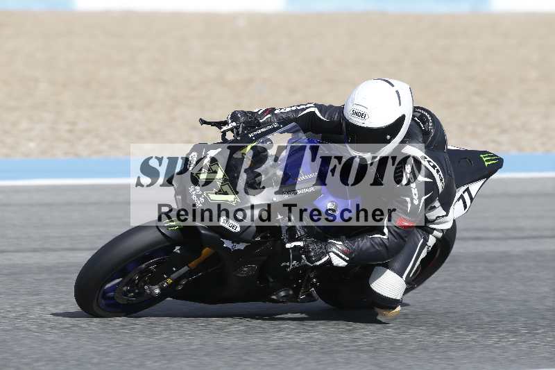 /01 24.-27.01.2025 Moto Center Thun Jerez/schwarz-black/177